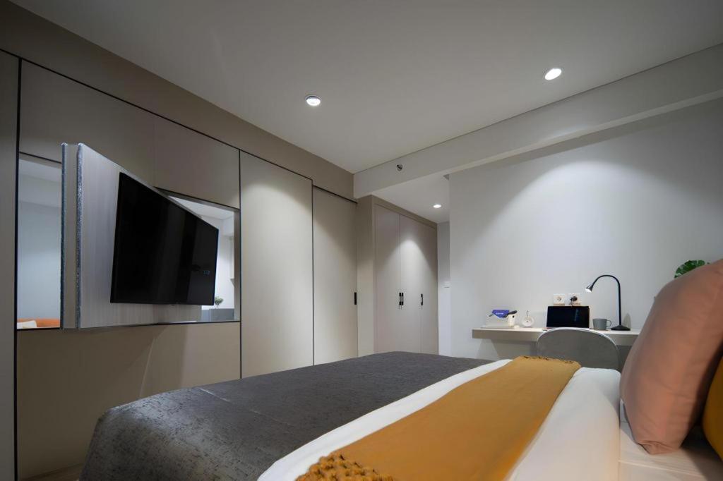 The Day Residence Jakarta Exterior photo